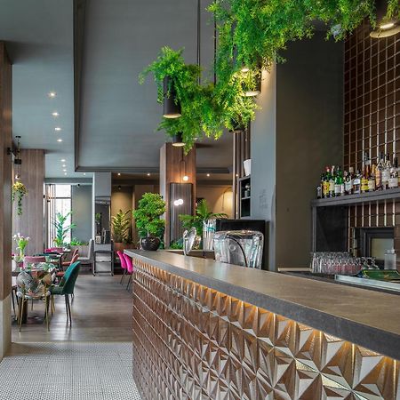 Hotel Rogge Решица Екстериор снимка