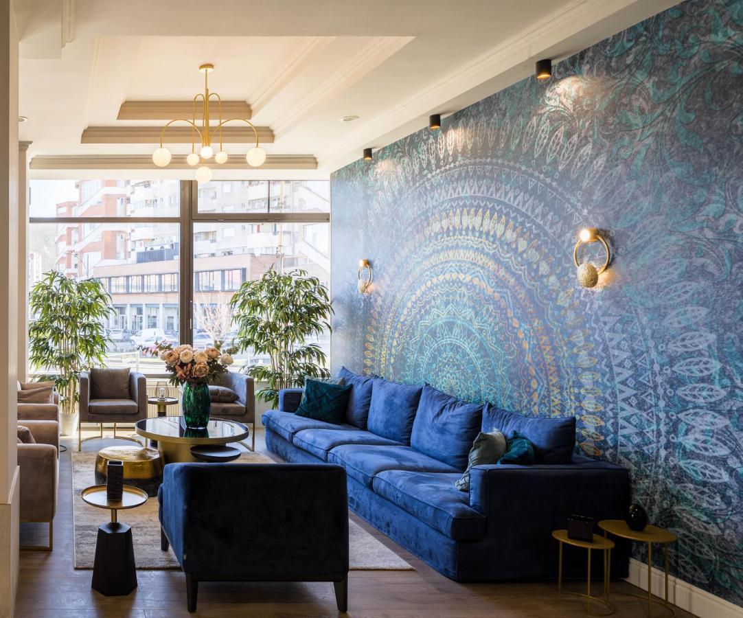 Hotel Rogge Решица Екстериор снимка