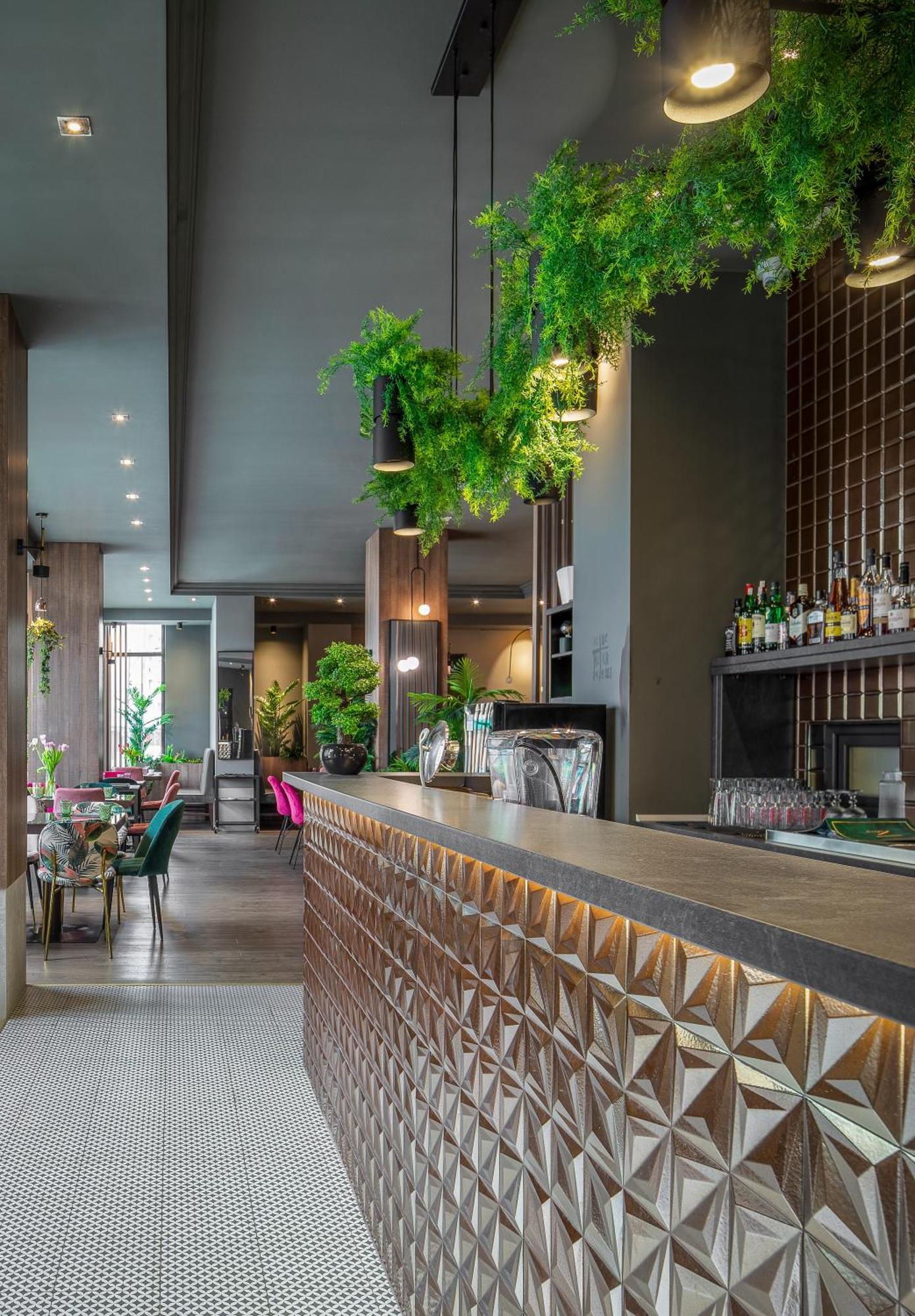 Hotel Rogge Решица Екстериор снимка