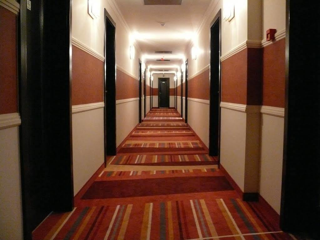 Hotel Rogge Решица Екстериор снимка